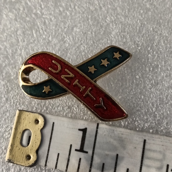 Unity Ribbon Pin - Picture 3 of 4